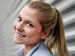 Erste kinorolle für valentina pahde in fack ju göhte. Valentina Pahde Neues Gesicht Bei Gzsz