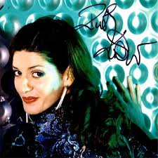 Ruth Kirchner's Instagram, Twitter & Facebook