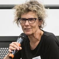 PDF) Book review of Hovering at a Low Altitude: The Collected Poetry of  Dahlia Ravikovitch