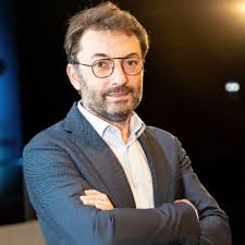 Syntony is among the SMEs