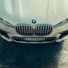 The x7 was first announced by bmw in march 2014. Bmw X7 M50i Ausstattungen Technische Daten Preise Bmw De