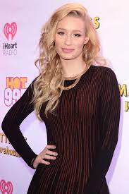 Download iggy azalea 2014 torrents absolutely for free, magnet link and direct download also available. This Is Iggy Azalea S Holiday Plan The Hollywood Reporter