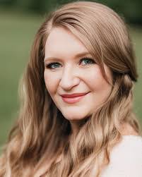 Christina Allard's Instagram, Twitter & Facebook