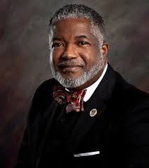 Carl Ralls's Instagram, Twitter & Facebook