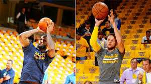 Même pas il lui fait déja de l'ombre. Lebron James Vs Stephen Curry 1 On 1 Youtube