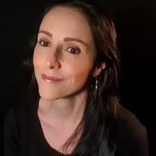 Roberta Ayres (@robertaayres)