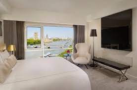 Park plaza london riverbank offers a stylish executive lounge located on the 12th floor with views of the river thames, big ben and the houses of parliament. Park Plaza London Riverbank London Aktualisierte Preise Fur 2021