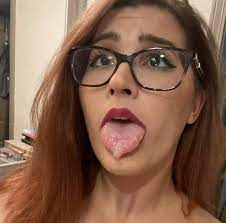Naughty mom doing ahegao 