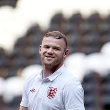 Wayne rooney signs $104 million contract with manchester united. Em2012 Heute Greift Englands Sturmtank Wayne Rooney Ins Turnier Ein