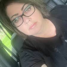 What are the most useful line dances for live country bands?