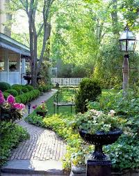 4 creative ways to reinvent plain wood window boxes. Pin By Mijanou Clara On Garden Of Eden Beautiful Gardens Backyard Garden Design Gorgeous Gardens