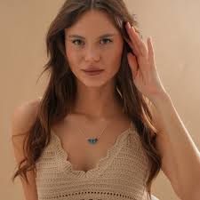 Collana con ciondolo a forma di farfalla verde, collana con farfalla blu e  rossa in argento, gioielli personalizzati a forma di farfalla, regalo per  la festa della mamma, regalo per la mamma -