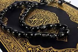 Tahukah kalian, siapakah orang yang bangkrut itu? para sahabat menjawab. Surat Surat Alquran Yang Membuat Rambut Rasulullah Beruban Republika Online