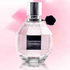 Jasmine is my favorite floral scent and this perfume oil definitely does it justice. A Mixture Of Sweet Florals Jasmine Rose Freesia And Orchids There S No Secret Why This Remains One Of Our Favo Flower Bomb Viktor Rolf Spring Accessories