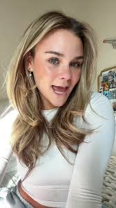 Iris Cormier's Instagram, Twitter & Facebook