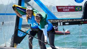The pair came in first place in the early morning of tuesday in the decisive regatta of the 49er fx class and won the gold medal. Fhxvbgobe6mwqm