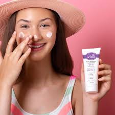 Amazon.com: Belli Skincare Pure Radiance Sunscreen SPF 30 for Face & Body,  Moisture Shield Primer, Mineral Sunscreen, Chemical & Paraben Free,  Pregnancy Safe, 1.5 oz : Beauty & Personal Care