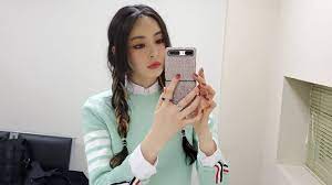 She began her acting career by playing supporting roles in television dramas, including the legend, birdie buddy. Lee Da Hee Brought The Minty Spring Color To Her Wardrobe Inkistyle
