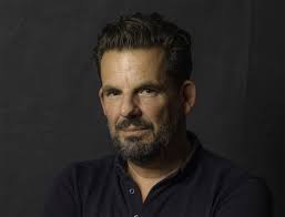 De nieuwe roman van Jerry Goossens: 'Het kan geen kwaad om elkaar proberen  te begrijpen'