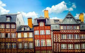 Bus stop is in bus station in rennes (next to train station), and the stop in mont st michel is a the foot of mont st michel. Rennes Sehenswurdigkeiten Top 15 Reisefuhrer Tipps Frankreich