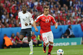 Xherdan shaqiri war mit einem doppelpack der entscheidende mann. Liverpool Xherdan Shaqiri Kontert Kritik Aus Seiner Heimat Souveran