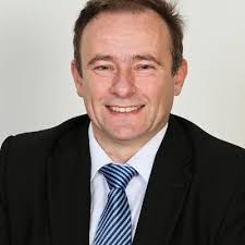 Der einzige Nachteil ist wenn du ein Hästens Bett hast …….