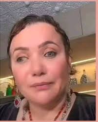 جبارت سرقزاد مخبية عاينها حوالو 🤣🙄🙄🙄🙄 عين على التراث التونسي 🙄🇹🇳  👉🏻 و عين على التراث المغربي🙄 🇲🇦 👈🏻