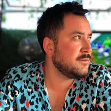 Daniel Olmedo Fuentes (@mayoarriba) • Threads, Say more