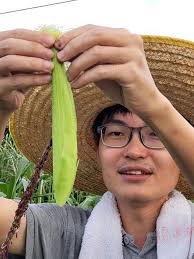 What a wonderful potluck and farm tour last week! Thank you to all friends  who came to liven up our humble farm! See you next time!