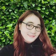 Jennifer Delacruz's Instagram, Twitter & Facebook