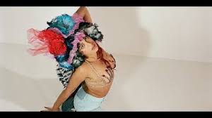 Lourdes represents the new generation of marc jacobs and is closely tied with the brand given that she's madonna's daughter who is a longtime muse and jacobs describes leon's spring 2021 shoot as a reimagination of marc's iconic and playful '90s campaigns. leon posted a photo of the spring. Madonna S Daughter Lourdes Leon Flaunts Armpit Hair In Edgy New Marc Jacobs Campaign Youtube