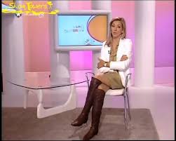 Fox4 s hanna la brown dallas we re lucky mar 5 2012. The Appreciation Of Booted News Women Blog Marta Robles Women Style Fashion