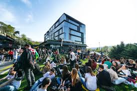Halic Universitesi