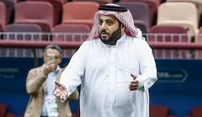 تُوفي المستشار في الديوان الملكي، أمس (الخميس)، الشيخ ناصر بن عبدالعزيز أبو حبيب الشثري؛ بعد معاناة مع المرض، وسوف تقام صلاة الجنازة في الساعة الخامسة ØªØ±ÙƒÙŠ Ø¢Ù„ Ø§Ù„Ø´ÙŠØ® ÙŠØ«ÙŠØ± Ø³Ø®Ø±ÙŠØ© Ø³Ø¹ÙˆØ¯ÙŠÙŠÙ† Ù‚Ù†Ø§Ø© Ø§Ù„Ø¹Ø§Ù„Ù… Ø§Ù„Ø§Ø®Ø¨Ø§Ø±ÙŠØ©