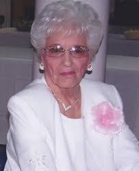 Nancy Weakley's Instagram, Twitter & Facebook