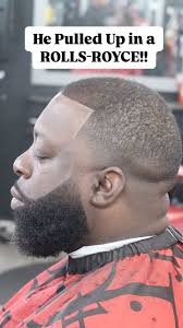 My Clients are my Celebrities.. Atleast that’s how I make em!!!  💯💯🙌🏾🙌🏾🙌🏾🙌🏾 @richforever I gotchu when you need me!!!! ,  📍LAKELAND , FL , Fly Fadez Barberbshop , YouTube Tutorials & Vlogs OUT NOW  ...