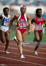 On 22nd september 1998, the american died in her sleep. American Track Athlete Florence Griffith Joyner Competes In The Heats Athlete Female Athletes Flo Jo
