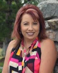 Dawn Ullrich's Instagram, Twitter & Facebook