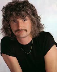 Sorting through some old photos. Sorry about the quality.😬