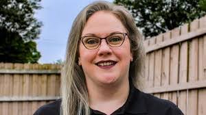 Lisa Rainey's Instagram, Twitter & Facebook