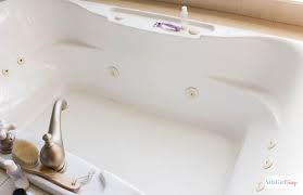 How To Clean Mold And Mildew In The Bathroom Without Scrubbing