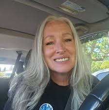 Wat happened near lions field housing today, they altease 12 cops fire  department n 1 ambulance with no sirens. Jus wondering