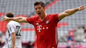 On saturday, he broke a record that had stood for half a century. Double For Robert Lewandowski As Champions Bayern Munich Cruise To Another Victory Over Freiburg Eurosport