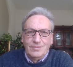 Hello everyone...I continue to read about problems almost every day after  doing the updates. I decided to buy the R3 bundle but now I have doubts.  What do you think? Greetings from