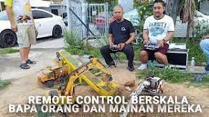 Dalam tutorial ini saya akan menunjukkan kepada anda bagaimana untuk membuat kereta kawalan jauh disesuaikan daripada apa sahaja yang anda mahu. Kepuasan Mengemudi Jentera Rc Berskala Astro Awani