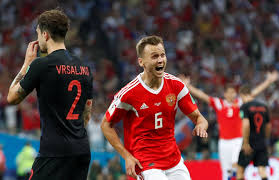 Catch the latest russia and croatia news and find up to date football standings, results, top scorers and previous see detailed profiles for russia and croatia. Espectacular Gol De Cheryshev En El Partido De Cuartos De Final Entre Rusia Y Croacia Infobae