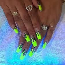 Decora tus uñas 💦 tendencias en 2020. De Mooiste Manicure 2020 2021 Mooie Nieuwigheden Van Het Modieuze Ontwerp Van Manicure De Beste Tren Coffin Shape Nails Coffin Nails Designs Glow Nails