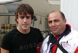 Bienvenido a la web oficial de fernando alonso. With Fernando Alonso Fernando Alonso Diaz Born July 29 1 Flickr