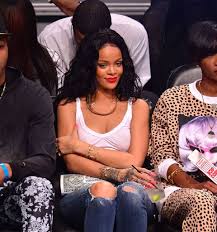 Rihanna shines bright like a diamond, or several diamonds: Is Rihanna About To Get Kicked Off Instagram Rihanna Instagram Ban