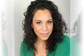 MINDY BRITTO, Owner of Urban Thread